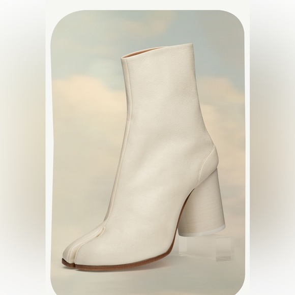 Maison Margiela tabi leather ankle boots - Picture 3 of 9